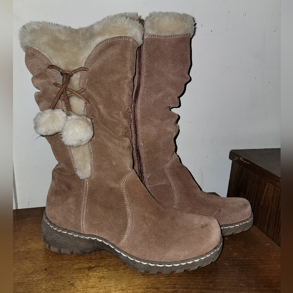 St. John's Bay Shoes - St Johns Bay Faux Fur Snow Boots, Sz 8
